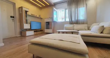 Apartamento 3 habitaciones en Tivat, Montenegro
