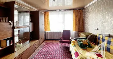 4 room apartment in Astramiecava, Belarus