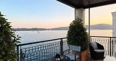 Apartamento en Tivat, Montenegro