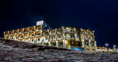 Hotel 3 000 m² in Gudauri, Georgien