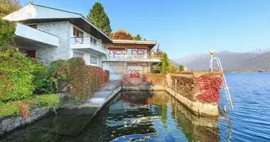 Villa 5 Zimmer in Baveno, Italien