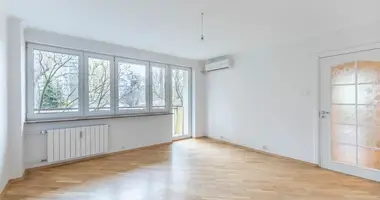 4 room apartment in Warsaw, Poland