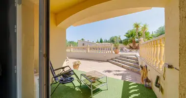 Casa 7 habitaciones en Alfaz del Pi, España