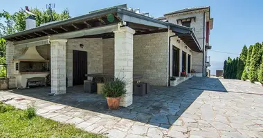 Villa 6 chambres avec Meublesd, avec Garage, avec Vue sur la montagne dans Lingiades, Grèce