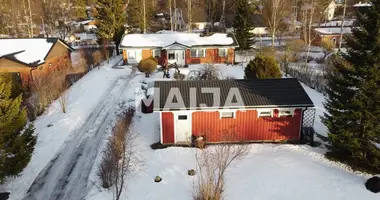 Casa 5 habitaciones en Jyvaeskylae sub-region, Finlandia