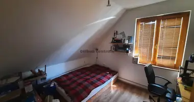 7 room house in Toeroekbalint, Hungary