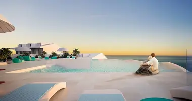 Dúplex 4 habitaciones en Benalmadena, Španjolska