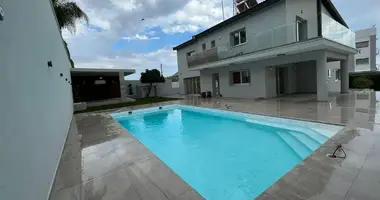 5 bedroom house in Demos Agiou Athanasiou, Cyprus