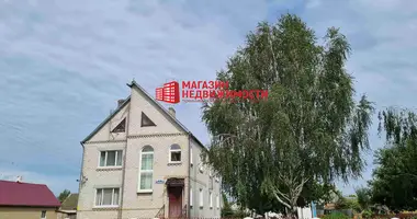 Casa 6 habitaciones en Razanka, Bielorrusia