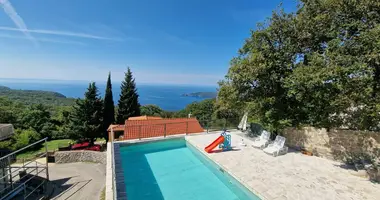 7 bedroom house in Kuljace, Montenegro