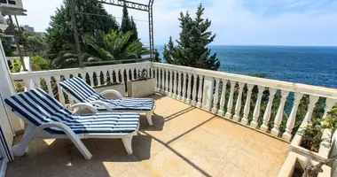 Villa  con Aire acondicionado, con Terraza en Montenegro