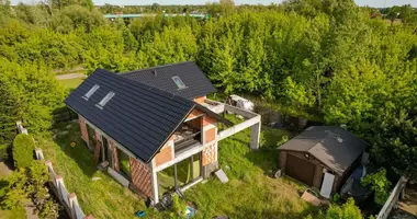 8 room house in Warsaw, Poland