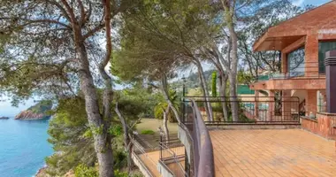 8 bedroom House in Lloret de Mar, Spain