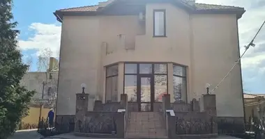 9 room house in Odesa, Ukraine