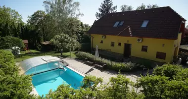 7 room house in Piliscsaba, Hungary