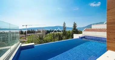 Villa 2 chambres avec parkovka parking, avec Terrasse, avec Jardin dans Tivat, Monténégro