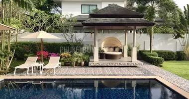 Villa 4 chambres dans Phuket, Thaïlande