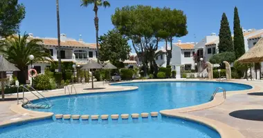 Bungalow 4 chambres avec Au bord de la mer dans Orihuela, Espagne