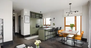 Apartamento 3 habitaciones en Varsovia, Polonia