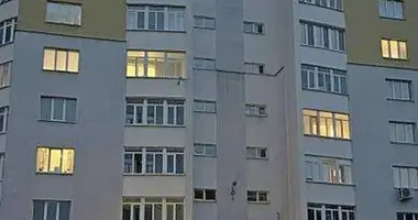 Appartement 1 chambre dans Maladetchna, Bélarus