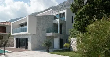 Villa 4 bedrooms with parking, with Sea view, with Sauna in Risan, Montenegro