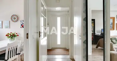 3 bedroom house in Helsinki sub-region, Finland