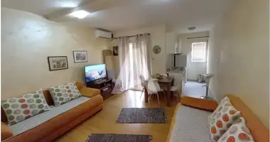 Apartamento con Vista del patio, con aparcamiento público en Budva, Montenegro