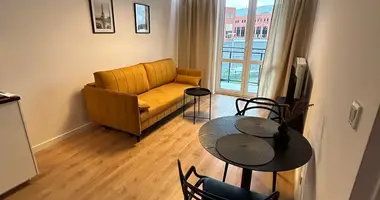 Квартира 2 комнаты в Варшава, Польша