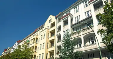 Mieszkanie 4 pokoi w Berlin, Niemcy
