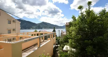 Casa 3 habitaciones en Bijela, Montenegro
