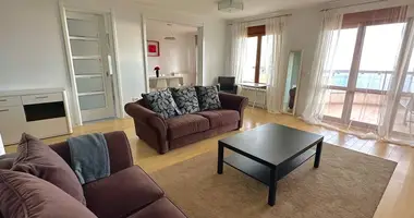 2 bedroom apartment in Dobra Voda, Montenegro