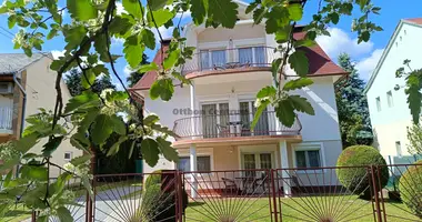 Casa 11 habitaciones en Zalakaros, Hungría