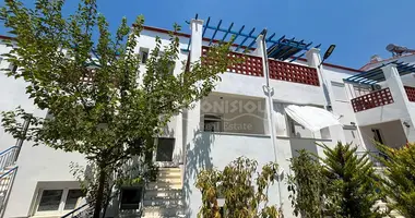 3 bedroom house in Sozopoli, Greece