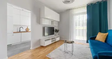 Квартира 3 комнаты в Варшава, Польша