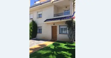 Haus 4 Zimmer in Torrevieja, Spanien