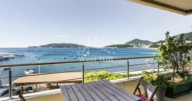 3 room apartment in Rafailovici, Montenegro