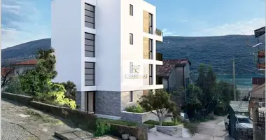 2 bedroom apartment in Kumbor, Montenegro