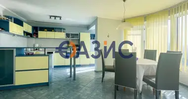 4 bedroom apartment in Ravda, Bulgaria