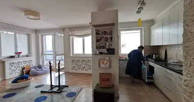 Квартира 3 комнаты в Варшава, Польша