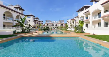 3 bedroom apartment in Urbanizacion Dona Pepa, Spain