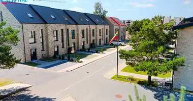 Mieszkanie 5 pokojów w Połąga, Litwa