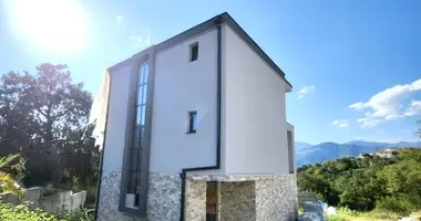 Haus 3 Schlafzimmer in Tivat, Montenegro