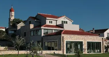 Villa in Gespanschaft Šibenik-Knin, Kroatien