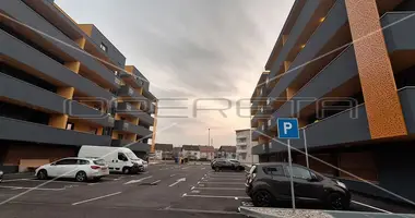 Apartamento 5 habitaciones en Velika Gorica, Croacia