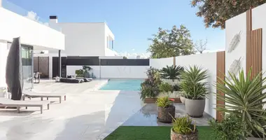 Villa 4 chambres avec Climatiseur, avec Chauffage central, avec Salle de stockage dans Finestrat, Espagne