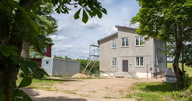 Дом 5 комнат в Лошанский сельский Совет, Беларусь