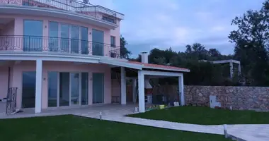 Villa 6 bedrooms with parking, with Furnitured, with Air conditioner in Kunje, Montenegro