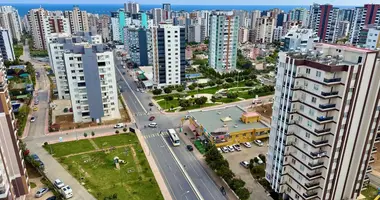 Квартира 5 комнат в Мезитли, Турция