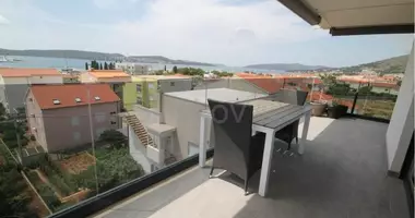 Mieszkanie 2 pokoi w Trogir, Chorwacja