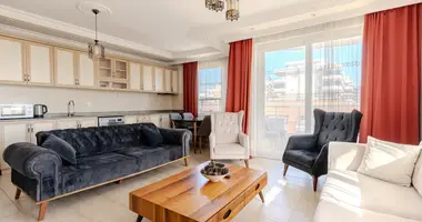 Apartamento 5 habitaciones en Mahmutlar, Turquía
